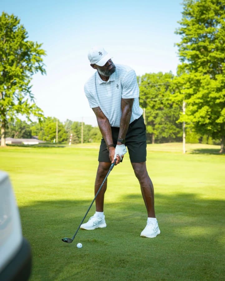 LEBRON JAMES Y SU PROPIO TORNEO DE GOLF